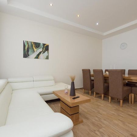 וינה Favoriten Dream Apartment 1100 מראה חיצוני תמונה